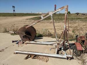 lot 892 image: Cherry Picker  Engine Hoist - Tested and Lifts - NO SHIPPING