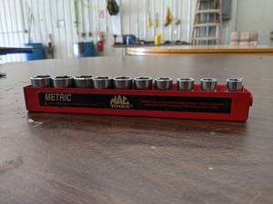 lot 704 image: MAC Tools Metric Socket Set - 12 Drive - 6-Point - 19mm to 10mm (10 Sockets) - SHIPPING AVAILABLE