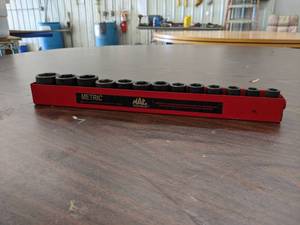 lot 705 image: MAC Tools Metric Impact Socket Set - 12 Drive - 6-Point - 24mm to 10mm (13 Sockets) - SHIPPING AVAILABLE