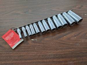 lot 707 image: MAC Tools SAE deep Well Socket Set - 12 Drive - 6-Point - 1516 to 14 (12 Sockets) - SHIPPING AVAILABLE