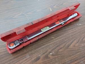 lot 718 image: SNAP-ON Click-Type Torque Wrench 12 Drive - SHIPPING AVAILABLE