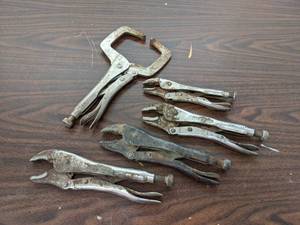 lot 724 image: Lot of (5) Vise Grip Brand Locking Pliers - SHIPPING AVAILABLE
