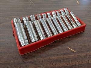 lot 729 image: SNAP-ON SAE Socket Set - deep Well and Regular - 14 Drive - Short Sockets 14 to 916 and deep Well 732 to 916  (Total of 20 Sockets) - SHIPPING AVAILABLE