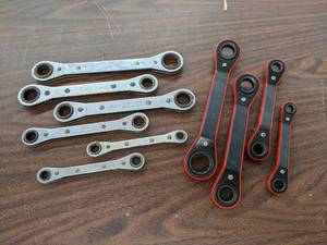 lot 756 image: Lot of Ratcheting Wrenches - SHIPPING AVAILABLE