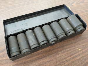 lot 758 image: Pittsburgh SAE 34 Drive deep Well Impact Socket Set 1-12 to 1516 (8 Sockets) - SHIPPING AVAILABLE
