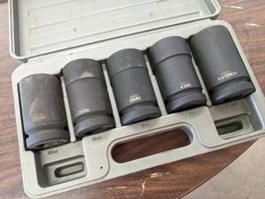 lot 786 image: 1 Drive Socket Kit - 33mm, 35mm, 38mm, 41mm and 1-12 - SHIPPING AVAILABLE