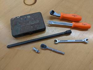 lot 814 image: Lot of SNAP-ON Tools including Vintage SNAP-ON Tin Box - SHIPPING AVAILABLE