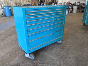 lot 701 image: MAC Tool Box  Chest - 16 Drawer - Model MB1700 - NO SHIPPING