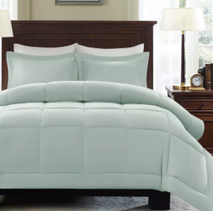 lot 60 image: Brand New Madison Park Down Alternative Sarasota FullQueen 3 Piece Comforter Set