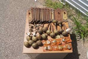 Antique Door Knobs and Hardware