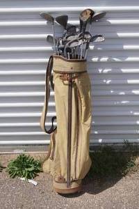 Vintage Golf Bag with Clubs - Most are Left-Handed