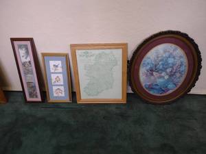 lot 155 image: Assorted Dcor...