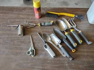 lot 85 image: Assorted Tools...