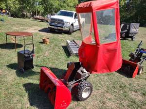 lot 14 image: MTD 10 Hp. Snow Blower, 28, Electr...