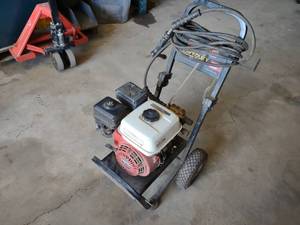 lot 19 image: Generac H.D. Pressure Washer Honda ...