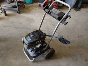 lot 20 image: Pressure Wave Pressure Washer Honda...
