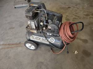 lot 40 image: Coleman Black Max Air Compressor, 5...