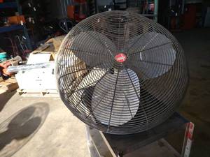 lot 50 image: 30 Fan, No Base, Works...