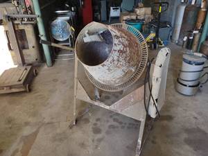 lot 131 image: Sears Cement Mixer, Works...
