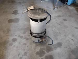 lot 133 image: Sunbeam 120,000 BTU Propane Heater...