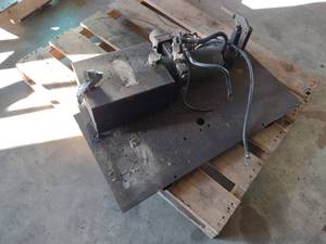 lot 148 image: 12 Volt Hydraulic Unit...