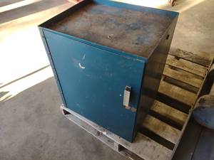 lot 174 image: Cabinet with Content, 22x18...
