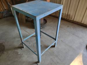 lot 189 image: Steel Table, 25x25x42...