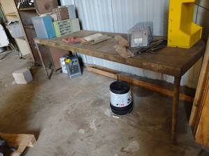 lot 190 image: Steel Bench, 102x40x35...