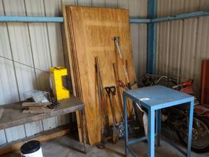 lot 191 image: (6) Sheets Assorted Plywood...