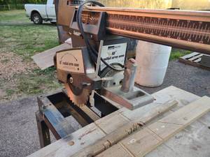 lot 202 image: Wards 10 Radial Arm Saw...