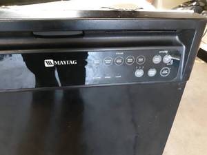 lot 129 image: Maytag Dishwasher - Seller States Working When Removed for Remodel