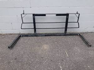 lot 116 image: Pickup Truck Headache Rack