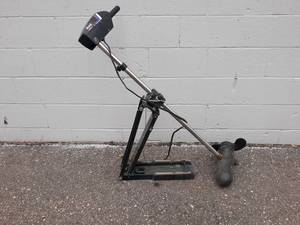 lot 121 image: MinnKota MAG 12V 36W Trolling Motor - Tested and Works