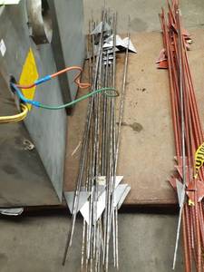 lot 135 image: Lot of (20) Steel Rod Fence Posts  Markers - 48 Long