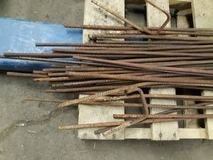 lot 149 image: Lot of (38) Rebar Fence Posts - Most are 48 Long
