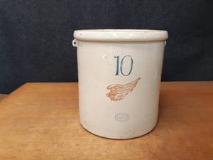 lot 167 image: Red Wing Crock - 10 Gallon