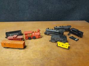 lot 208 image: Lot of Vintage Toy Trains - MARX and More