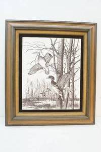 lot 48 image: Collectors art