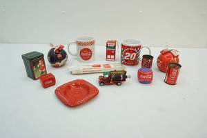 lot 59 image: Coke collectables