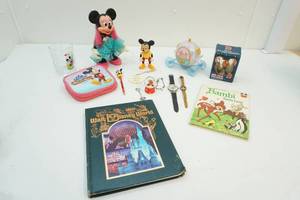 lot 83 image: Disney collectables