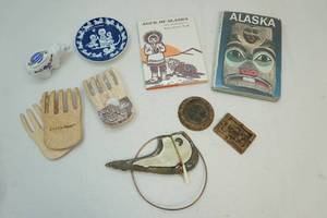 lot 93 image: Alaskan items