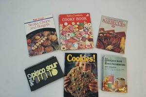 lot 98 image: Cook books