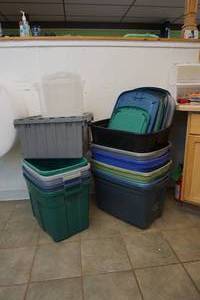 lot 148 image: Storage totes