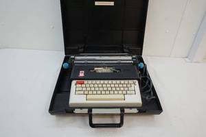 lot 154 image: Typewriter