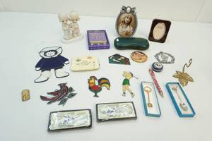 lot 202 image: Collectables