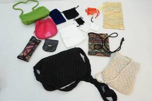 lot 221 image: Bags and purses