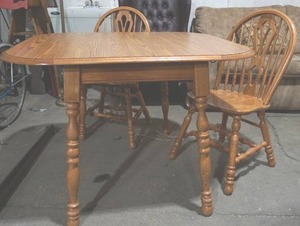 lot 248 image: Dining set