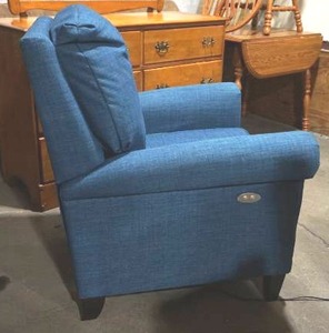 lot 250 image: Recliner