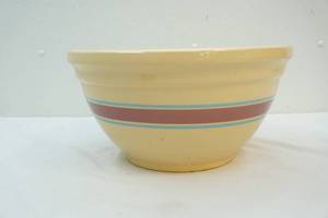lot 269 image: Mixing bowl