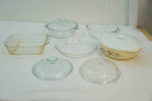lot 288 image: Bakeware